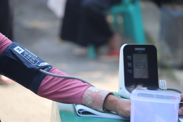 Blog 239 Simple Ways to Lower Your High Blood Pressure at Home