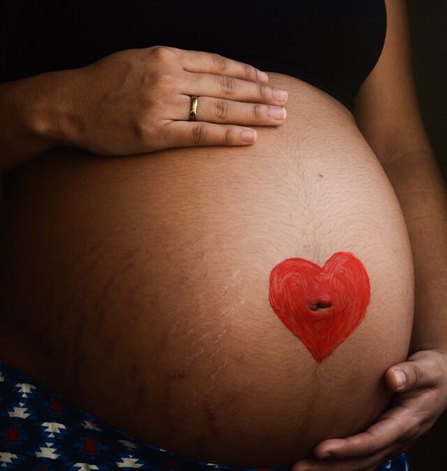 Blog 271 Pregnancy Stretch Marks: What to Expect and How to Care for Your Skin
